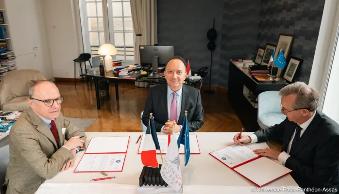 Signature d'une convention